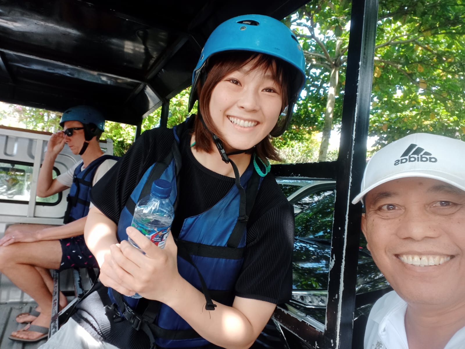 バリ島、レンガンボン島、ラフティング